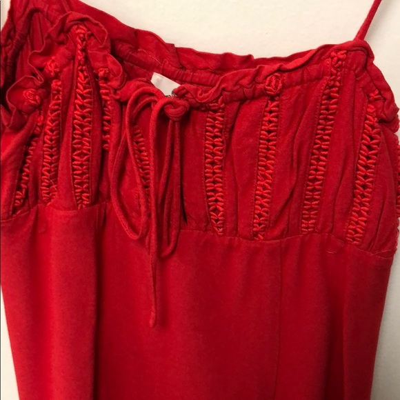 Red dress - Picture 3 of 5